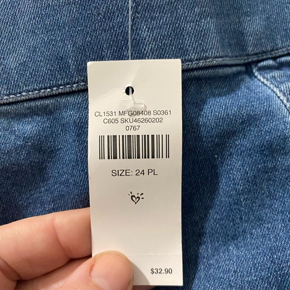 2pair justice plus 24 , I say fit like a 16 - Picture 6 of 8